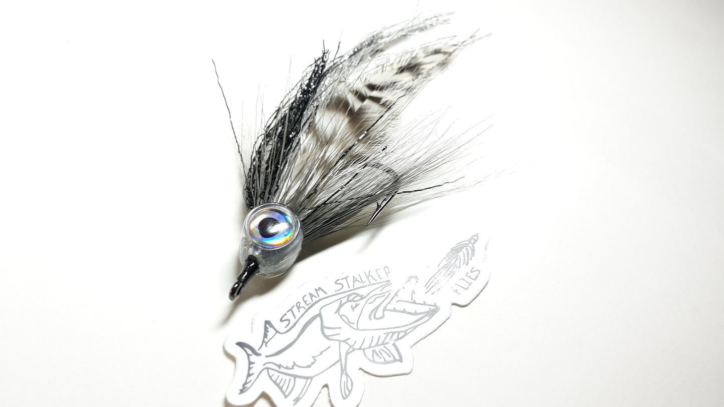 Stream Stalker flies Mini war machine minnow imitation pattern streamer fly fishing shad color lake forage grey and white reverse tied bucktail bass pike musky saltwater fly fishing
